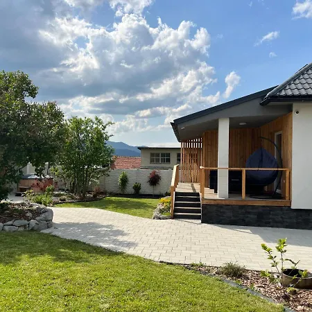 度假居 Vikendovy Dom Lilac