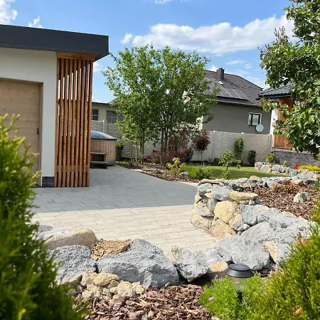 度假居 Vikendovy Dom Lilac Liptovska Stiavnica